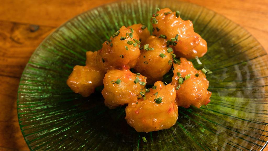 Crunchy Shrimp · Spicy aioli, chives