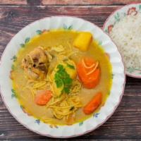 Chicken Soup With Rice Side (Monday/Tuesday/Wednesday/Thursday) · Sopa de pollo.