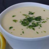 Avgolemono · Greek style egg lemon chicken soup (16oz bowl) (D)
