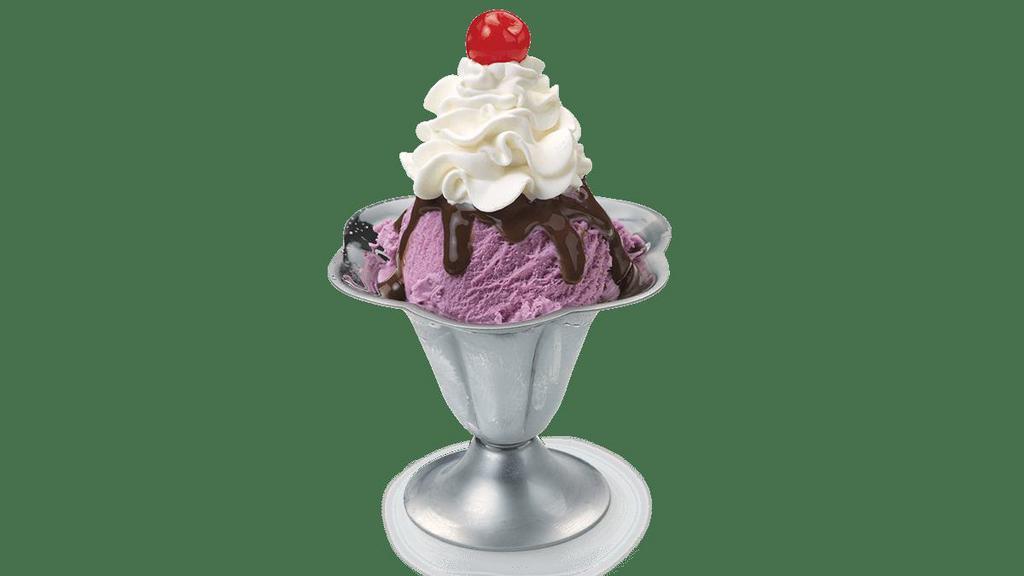 Build Your Own - Small Sundae  · 4oz. of ice cream + one topping.