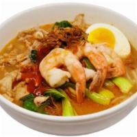 Penang Har Mee 槟城虾汤面 · Spicy. Yellow egg noodles and rice vermicelli topped with pork and shrimp, baby bokchoy, egg...