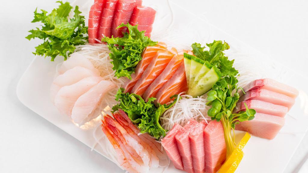Sashimi Regular · 20 pieces assorted fresh raw fish.