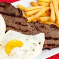 Carne Asada Con Papitas Y Huevos Breakfast / Grilled Steak With Eggs And Fries · 