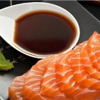 Salmon Sashimi (8 Pieces) · Eight pieces salmon.