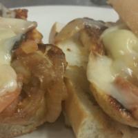 Chicken Monterey · Grilled chicken, chopped tomatoes, mushrooms, onions and melted monterey on an italian roll.