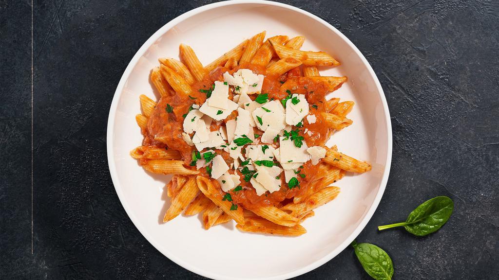 It'S The Vodka Talking Pasta (Penne) · Creamy tomato and white sauce blend cooked with penne. Served with garlic bread.