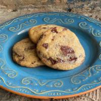 Chocolate Chip Cookies · (V)