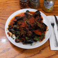Mussels Marinara/Linguine  · 