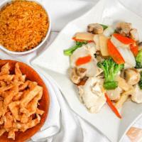 C#8. Moo Goo Gai Pan · White meat chicken with napa cabbage, carrots, snow peas, mushrooms, water chestnuts in whit...