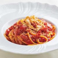 Arrabbiata · spaghetti Pastificio dei Campi, tomato sauce, peperoncino, garlic chips