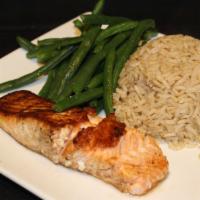 All Natural Salmon Dinner · Gluten-free. Grilled salmon served with whole grain brown rice and green beans.