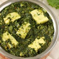 Saag Paneer Saagwala · Homemade cheese with spinach and ground spices.