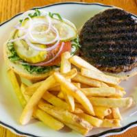 Tavolo Hamburger · Classic grilled sirloin hamburger with chipotle mayo, lettuce, tomato onions, choice of chee...