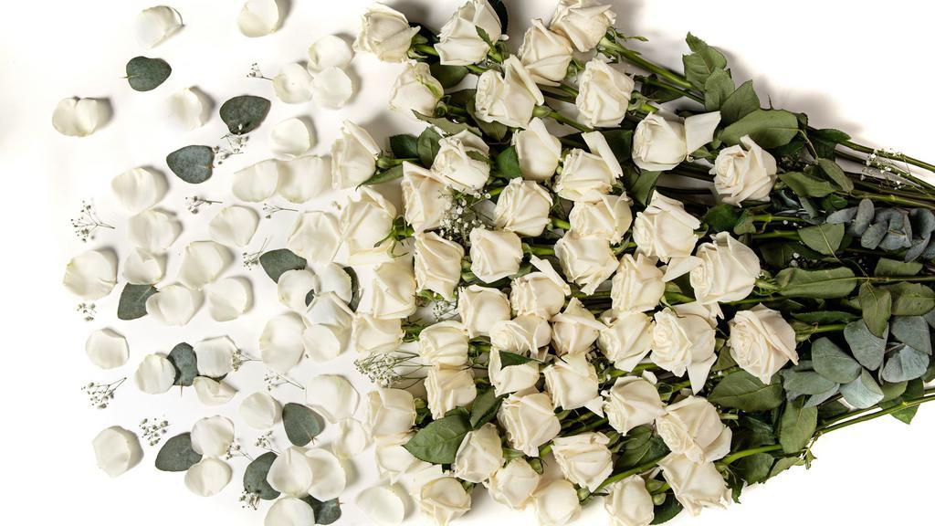 2 Dozen White Bouquet · Color: White. Size: 24 stems.