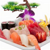 Sushi Deluxe · 9 pcs sushi & 1 tuna roll.

Consuming raw or undercooked meats, poultry, seafood, shellfish ...