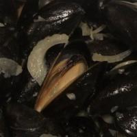 Harbor House Mussels · Shallots, fennel, sambuca cream sauce.