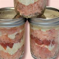 3 Pk Strawberry Supreme Cake Jar  · Strawberry Supreme 
Strawberry Cake , Vanilla Whipped Crean & Strawberry Glaze