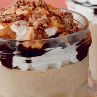 Butterfinger Pie Jar 16 Oz  · Butterfingers Topping , Chocolate Drizzle, Creamy  Vanilla , Peanut Butter Cheesecake Butter...