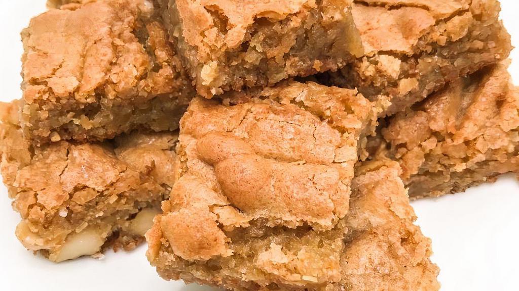 Sale New Vegan Blondie Brownies  · Soy free , Vegan , Dairy Free , Gluten Free No Artificial Flavors 
Contains Cookie butter & Vega pasha 
All peanut & nut free , gluten free , dairy & egg free , soy free 
Whole Pan