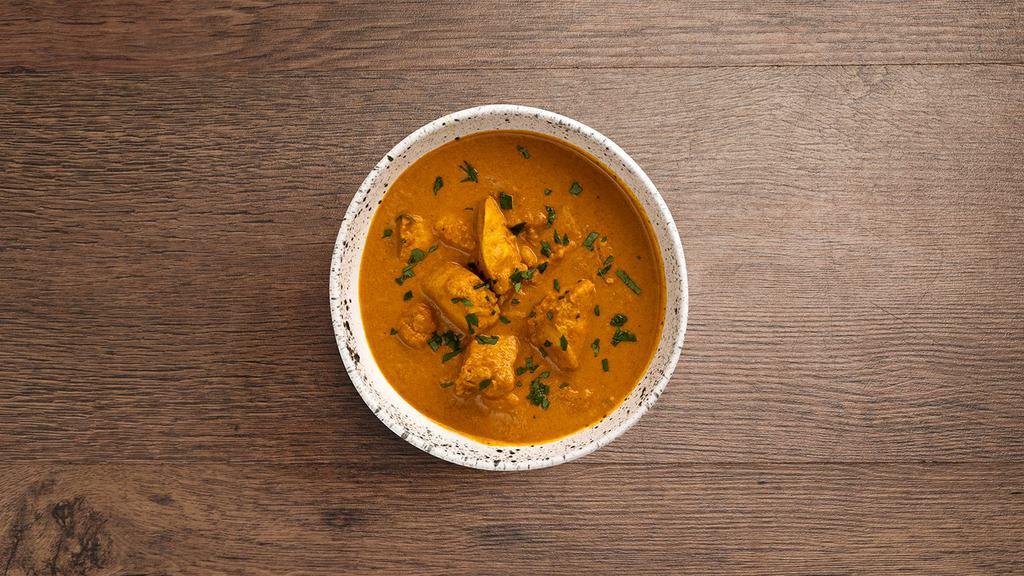 Chicken Korma · Chicken cooked in a creamy cashew and nut sauce.