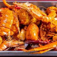 Seafood Combo 7 · 6oz lobster tail ,1/2 lb scallop,1 /2 lb snow crab leg ,1/2 lb clams,1/2 lb shrimp(head off)...