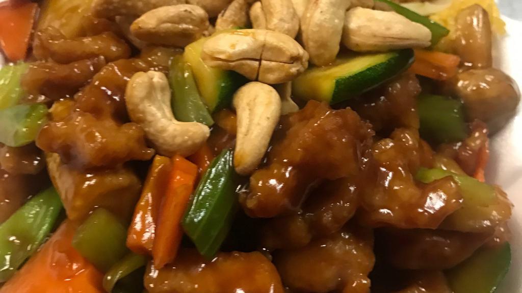 Chicken With Cashew Nuts · Large only