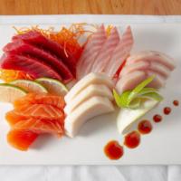 Sashimi Appetizer · Eight pcs of assorted sashimi.