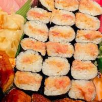 Sushi Platter · For ４～5 People　
Maguro  Salmon Hamachi Eel Shrimp 5pc each     Spaisy tuna roll x3