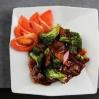 Beef With Broccoli In Brown Sauce · 
