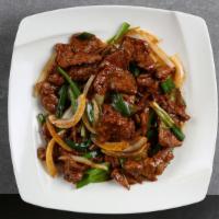 Beef With Scallion · Slice beef, onions, scallion with homemade oyster sauce.