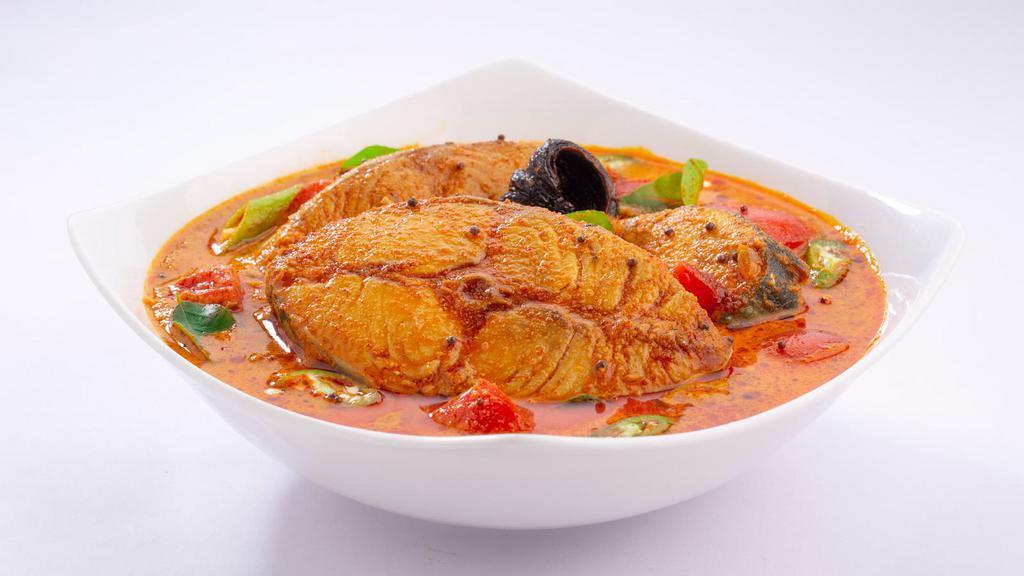 Chilli Fish · Delicious fresh fillet of fish cooked with onions and fresh green chillies in chef's special sauce.