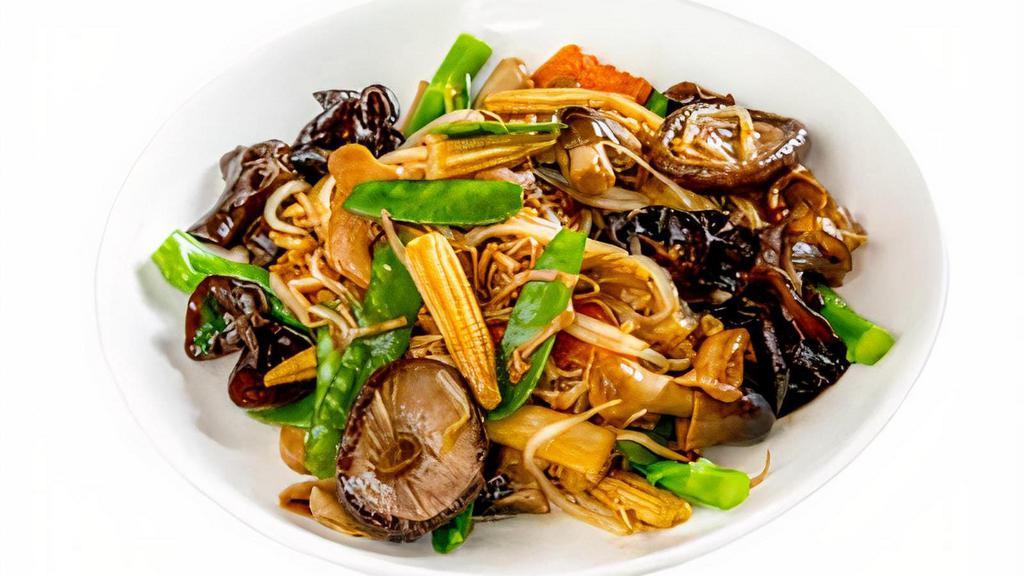 Buddhist Delight 羅漢上素 · Oyster mushroom, golden mushroom, black mushroom, fungus, bamboo shoot, bean sprout, & carrot. Served with white rice.