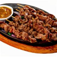 Beef Skewers With Satay Sauce (4 Pcs) 沙爹牛肉串 · 