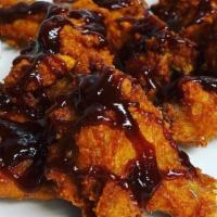 Buffalo Or Bbq Wings (6 Pieces) · 