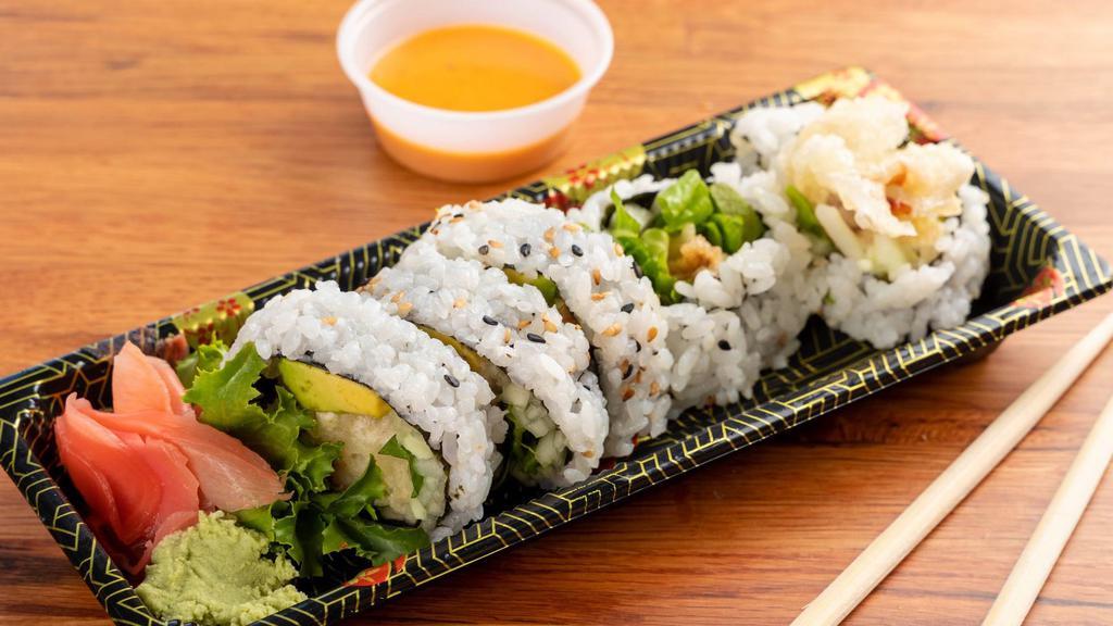 Spider Roll · Main ingredients: soft-shell crab, cucumber, lettuce or avocado .                          sauce: spicy mayo, eel sauce, wasabi, ginger, soy sauce.