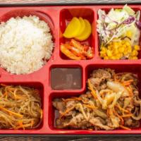 Beef Box · Rice,Stir-fried glass noodle,pickle radish,Salad,corn and Beef