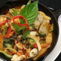 Talay Thai · Mixed seafood shrimp, scallop, squid and mussels, thai chilli, onion, bell pepper, basil lea...