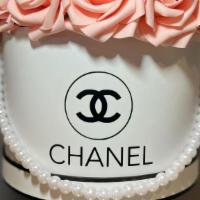Luxury Chanel Pearl Necklace Rose Box · Arrangement includes: 
- 12-24 peach pink flowers, 
- Handcraft  round box (Black, White , P...