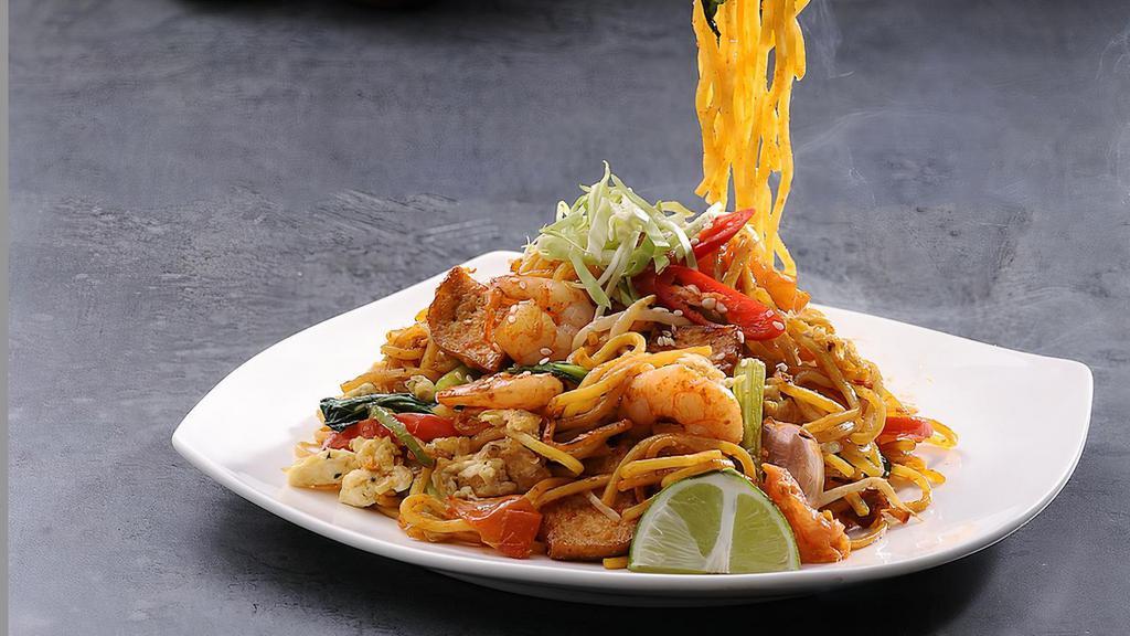 Mee Goreng 印度炒面 · Spicy.