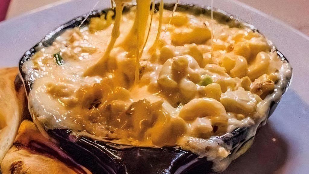 Mac & Cheese Entree · Cauliflower & A touch Of Truffle Oil