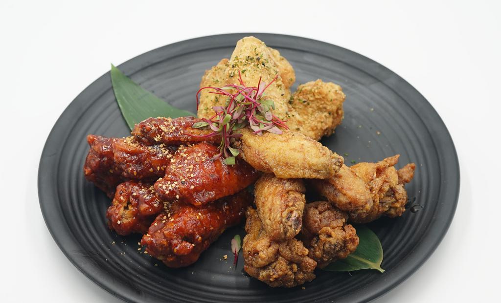 Fried Wings (6 Pieces) · Chef's special fried wings.