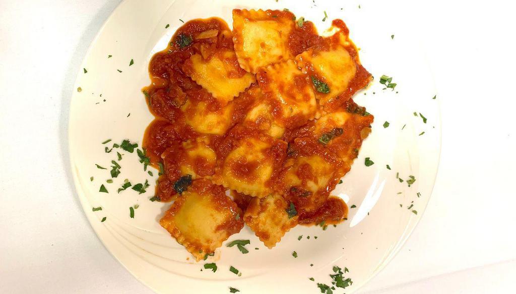 Alicia’S Ravioli Marinara · Handmade ravioli filled with ricotta cheese