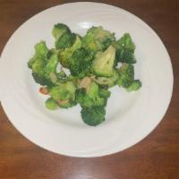 [Gf, V, Vn] Broccoli · Sauteed with garlic and oil