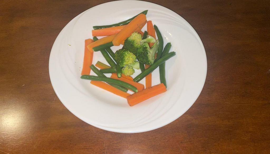 [Gf, V, Vn] Mixed Vegetables · Carrots, string beans, zucchini, and broccoli