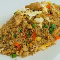 Chaufa De Pollo · Chicken fried rice.