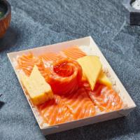 Sake Don · Salmon on a bed of seasoned rice and tamago.