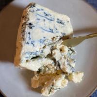 Agur Blue 1/2 Lb · Perhaps Saint Agur’s most loved feature is its exceedingly melty consistency, which is the r...