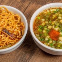 Vegetarian Thukpa (Veg Noodle Soup) · Onion, carrot, ginger, garlic, green beans, tomato, black pepper, cabbage.