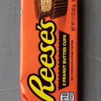 Reese’S Milk Chocolate Peanut Butter Cup  (1.5 Oz) · 