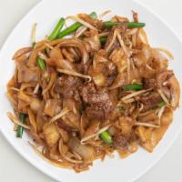 Fried Rice Noodle With Beef Soy · 